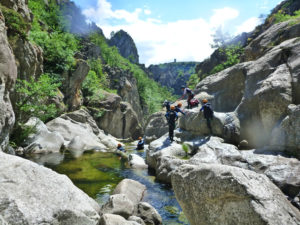 Canyoning Ardèche | Haut Chassezac « Sportif » – 1/2 Journée